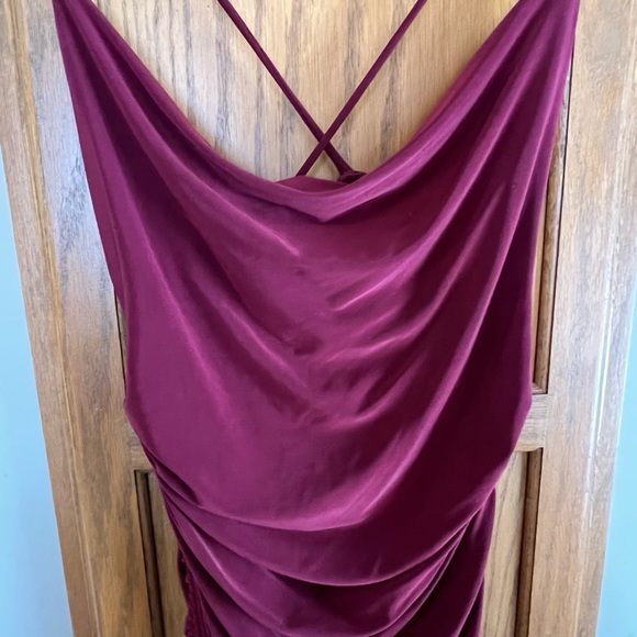 Windsor size S shirred burgundy dress - Picture 2 of 7